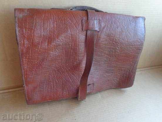 Old leather bag, wallet, suitcase early twentieth century with price 71.00 BGN | € 36.30 Old leather bag, wallet, suitcase early twentieth century with price 71.00 BGN | € 36.30