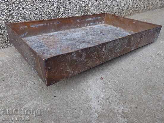 Auction  Baked tray, roast lamb tray, baking cup copper pot