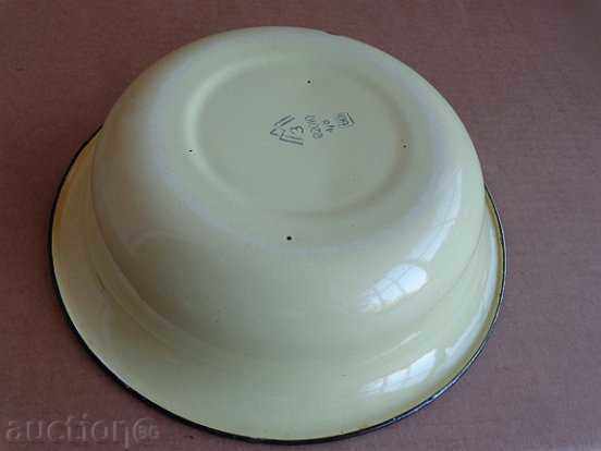 Enameled bowl of juice, enameled bowl, basin - 7