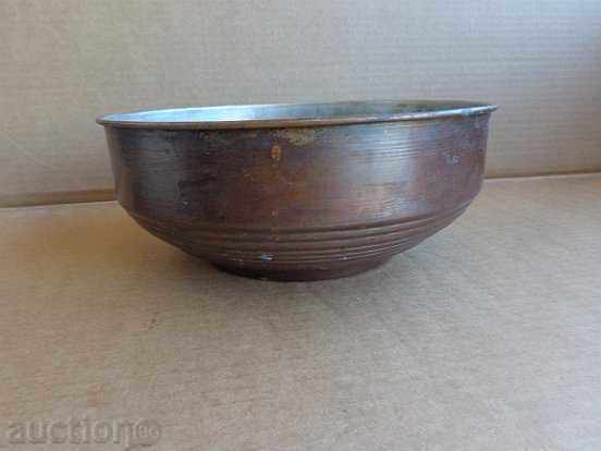 Copper bowl, copper bowl, bowl, pan baker with price 39.00 BGN | € 19.94 Copper bowl, copper bowl, bowl, pan baker with price 39.00 BGN | € 19.94