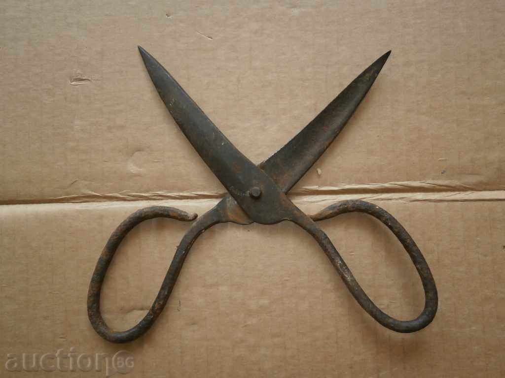 Auction old forged scissors Auction old forged scissors