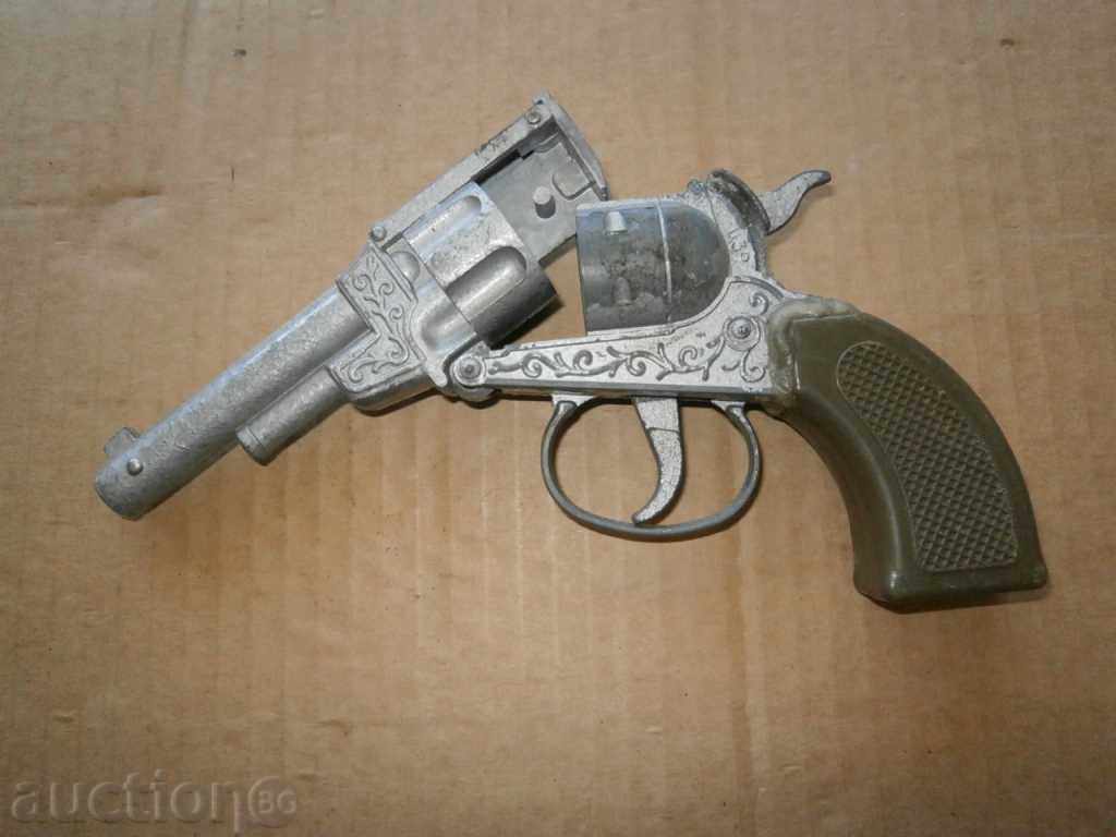 metal toy pistol revolver lefued Nagan Sang with price 21.00 BGN | € 10.74 metal toy pistol revolver lefued Nagan Sang with price 21.00 BGN | € 10.74