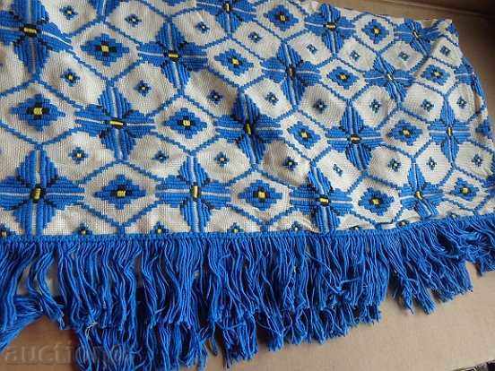 Auction Old hand-woven wall bucket, carpet rug Auction Old hand-woven wall bucket, carpet rug