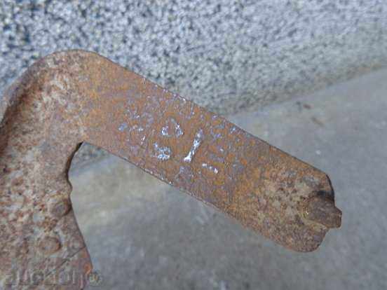 Old hand-forged mowing hair, wrought iron with price 43.00 BGN | € 21.99 Old hand-forged mowing hair, wrought iron with price 43.00 BGN | € 21.99