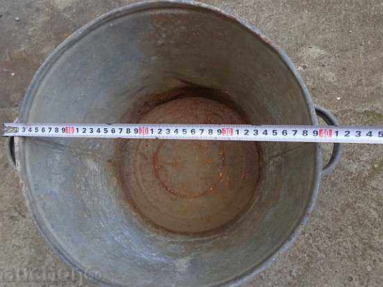 Old galvanized trough, household courtyard bowl with price 38.00 BGN | € 19.43