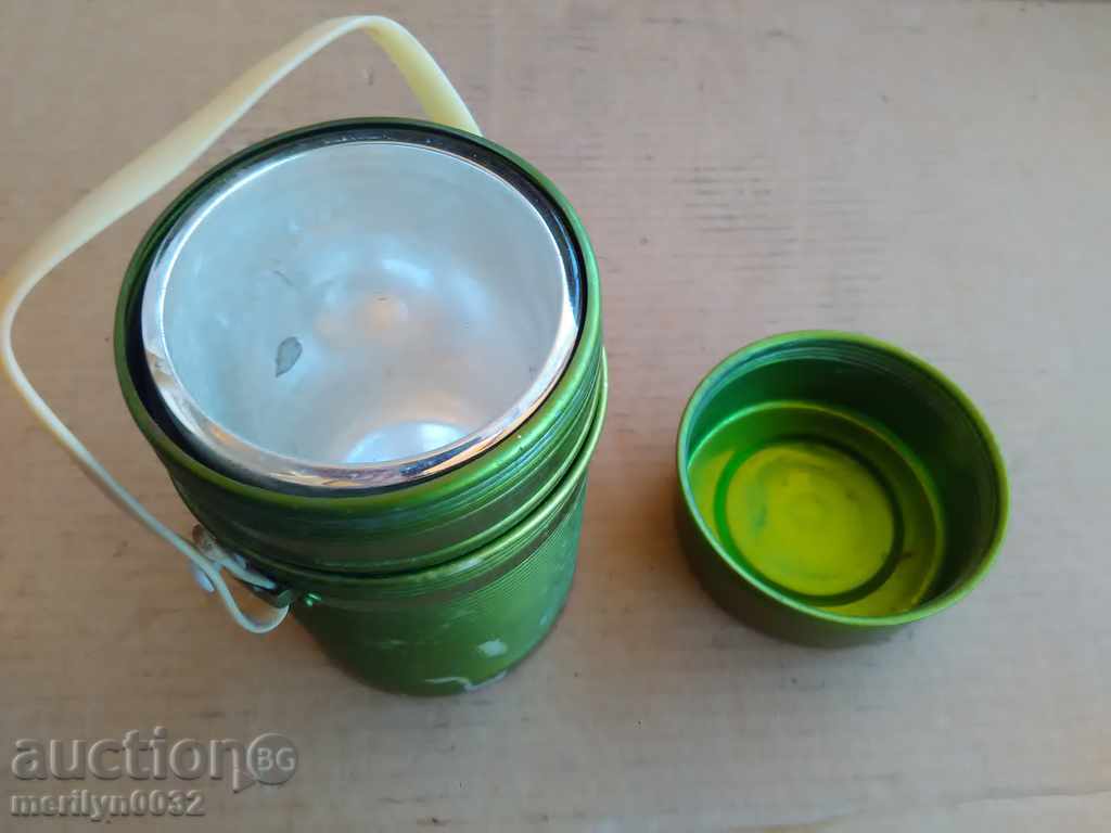 Delivery of Old thermos, ketch, bottle, bottle, bottle of salt Delivery of Old thermos, ketch, bottle, bottle, bottle of salt