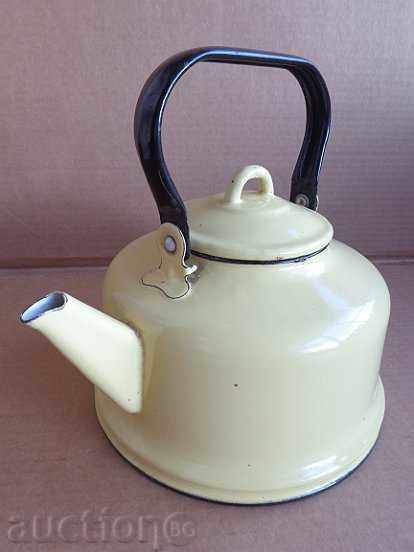 Enamelled teapot kettle, enamel container, USSR with price 45.00 BGN | € 23.01