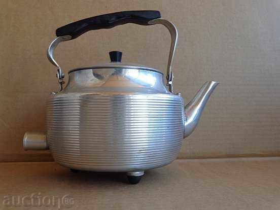 Electric teapot with cable from the 70s Soviet samovar with price 31.00 BGN | € 15.85 Electric teapot with cable from the 70s Soviet samovar with price 31.00 BGN | € 15.85