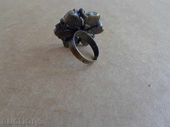 An old ring, a jewel, a jewel - 6