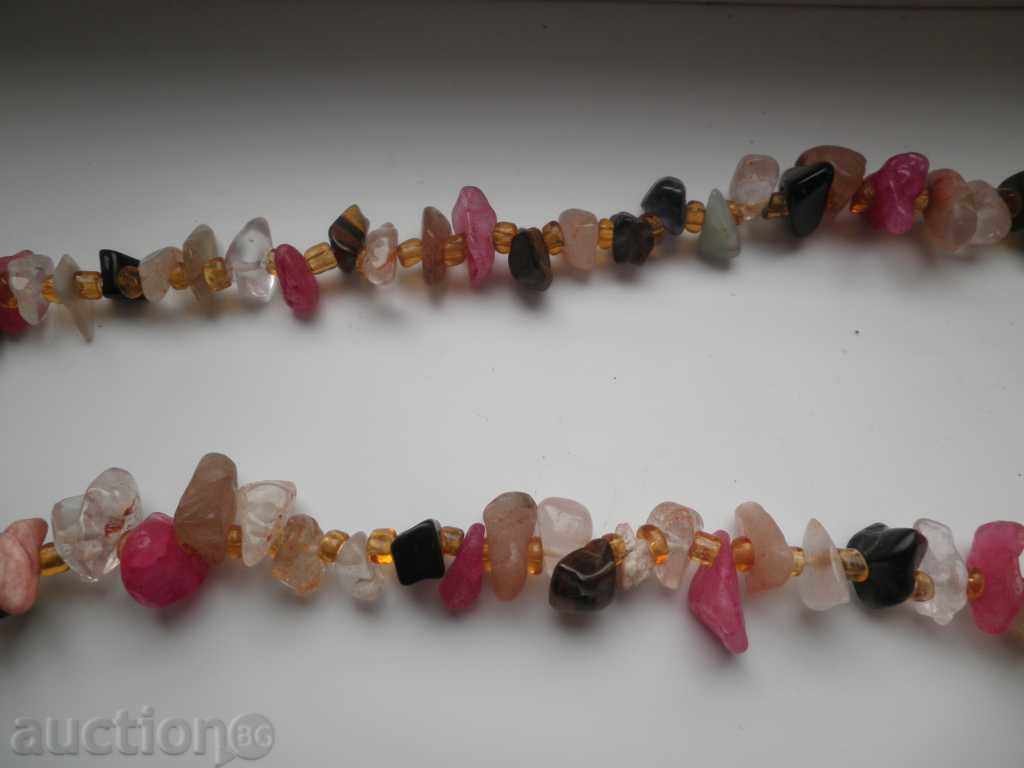 Auction  Natural stone garnet