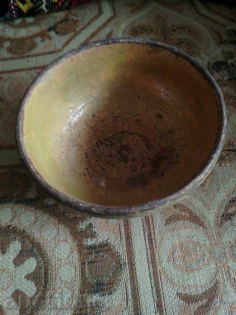 bol din ceramică veche