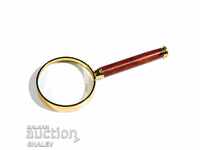 Magnifying glass "Leuchtturm" 3x with wooden handle (1295).