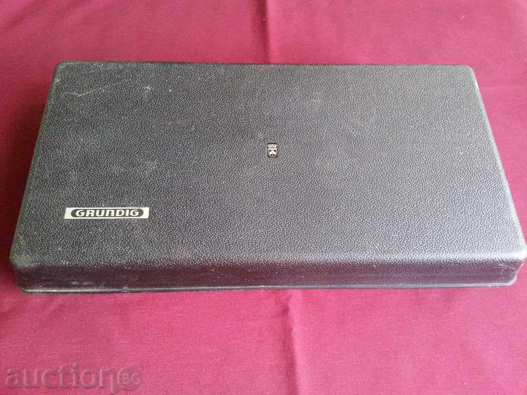Delivery of Collecting Desktop Microphone Grundig, Grundig Delivery of Collecting Desktop Microphone Grundig, Grundig
