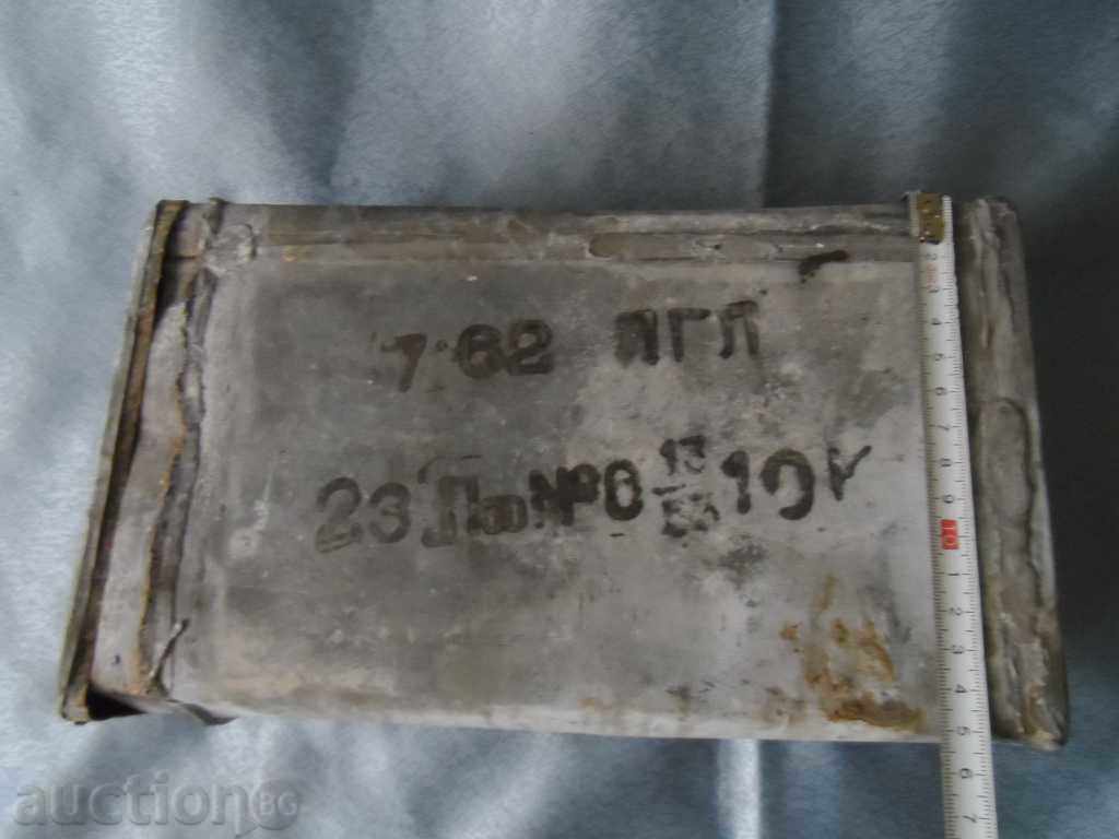 Auction OLD CARTRIDGE BOX Auction OLD CARTRIDGE BOX