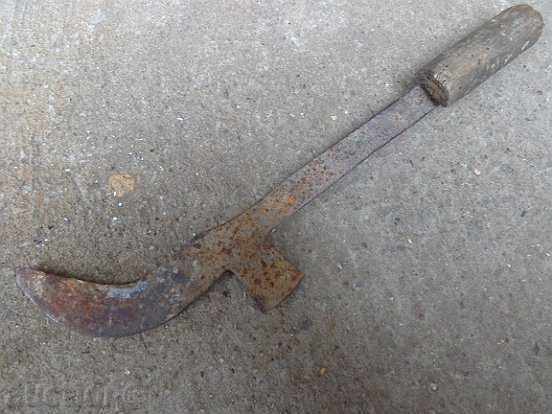 Old handmade knife, wrought iron with price 42.00 BGN | € 21.47 Old handmade knife, wrought iron with price 42.00 BGN | € 21.47