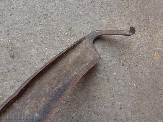 Auction Old hand-forged mowing hair, wrought iron Auction Old hand-forged mowing hair, wrought iron