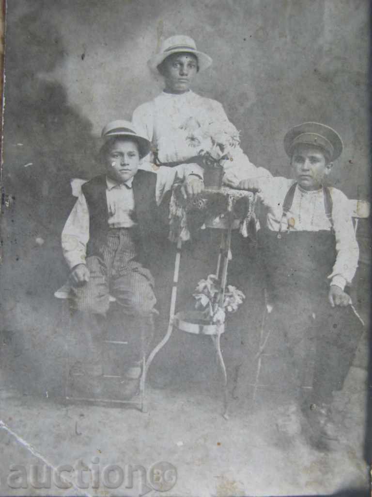 OLD PHOTO - CARDBOARD with price 7.99 BGN | € 4.09