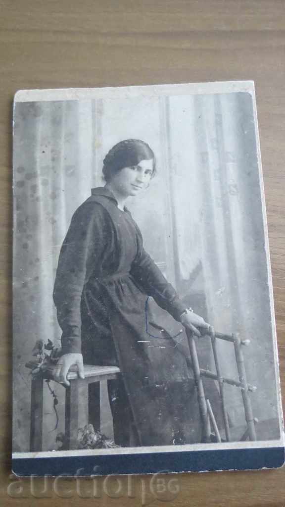 OLD PHOTO - CARDBOARD with price 7.99 BGN | € 4.09 OLD PHOTO - CARDBOARD with price 7.99 BGN | € 4.09