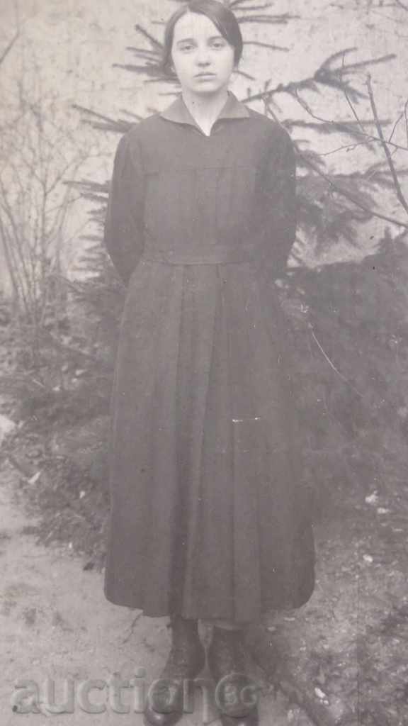 ΠΑΛΙΑ ΦΩΤΟΓΡΑΦΙΑ - ΧΑΡΤΟΝΙ με τιμή 7.99 BGN | € 4.09 ΠΑΛΙΑ ΦΩΤΟΓΡΑΦΙΑ - ΧΑΡΤΟΝΙ με τιμή 7.99 BGN | € 4.09