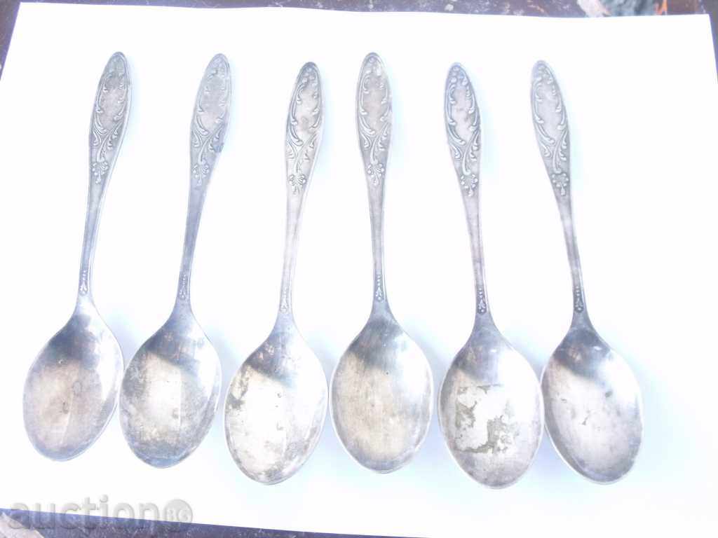 PAST spoons