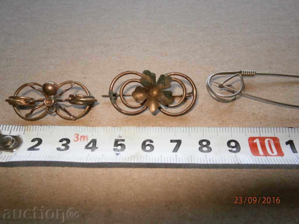 Delivery of old brooches brooches Delivery of old brooches brooches