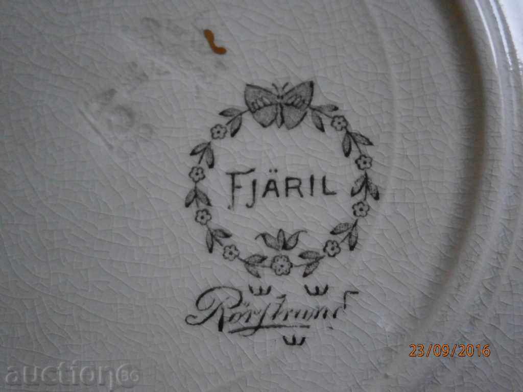 two antique plates of gold gilt - 6 two antique plates of gold gilt - 6