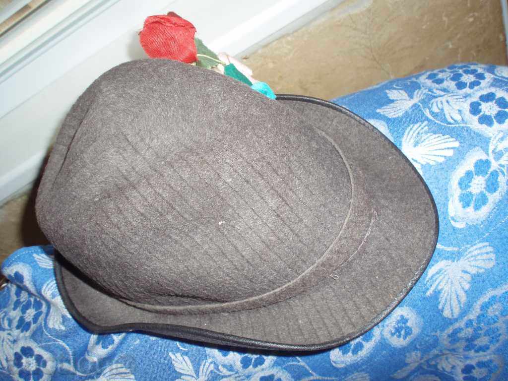 Auction  Retro Bombay-Hat-Soc