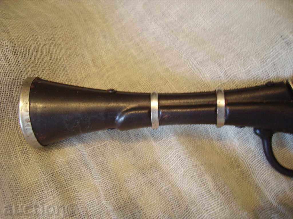 Piston thrombone-old toy with price 45.00 BGN | € 23.01 Piston thrombone-old toy with price 45.00 BGN | € 23.01