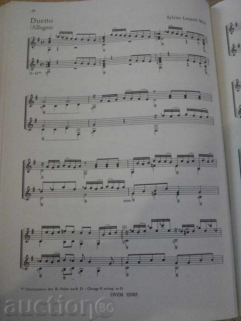 Delivery of The book "Musik für zwei Gitarren - Adalbert Quadt" - 104 pp. Delivery of The book "Musik für zwei Gitarren - Adalbert Quadt" - 104 pp.