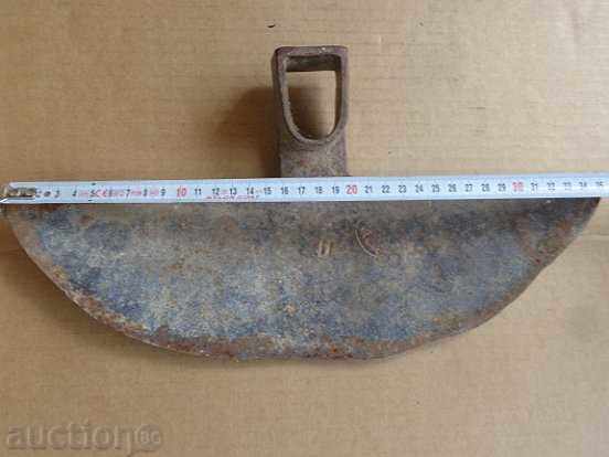 Old forged hoe, tool, wrought iron, tool with price 35.00 BGN | € 17.90 Old forged hoe, tool, wrought iron, tool with price 35.00 BGN | € 17.90