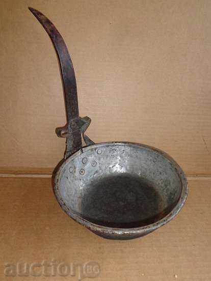 Delivery of An old copper pan, a baker, a tray, a copper pot, a household pot