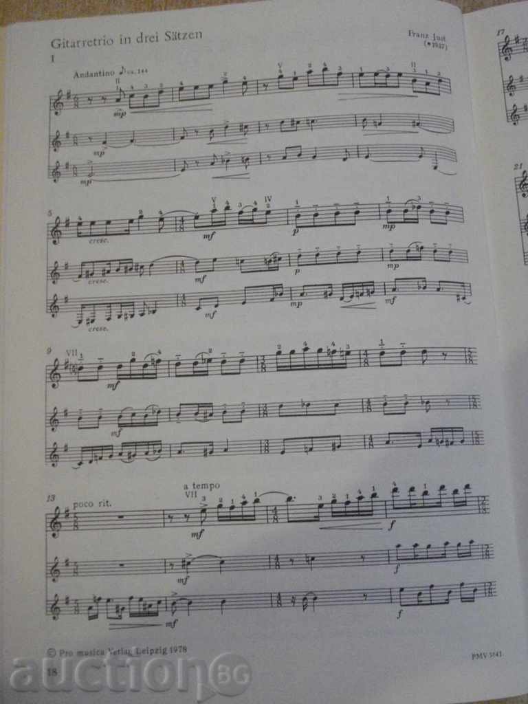 Παράδοση Βιβλίο "Musik für Drei Gitarren-Heft II-Renate Μεγάλη Φούγκα" -56 σελ. Παράδοση Βιβλίο "Musik für Drei Gitarren-Heft II-Renate Μεγάλη Φούγκα" -56 σελ.