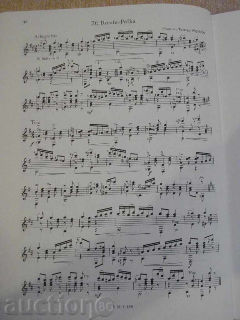 "MUSIK für SOLO - GITARRE - Walter Götze" - 48 pp. - 6 "MUSIK für SOLO - GITARRE - Walter Götze" - 48 pp. - 6