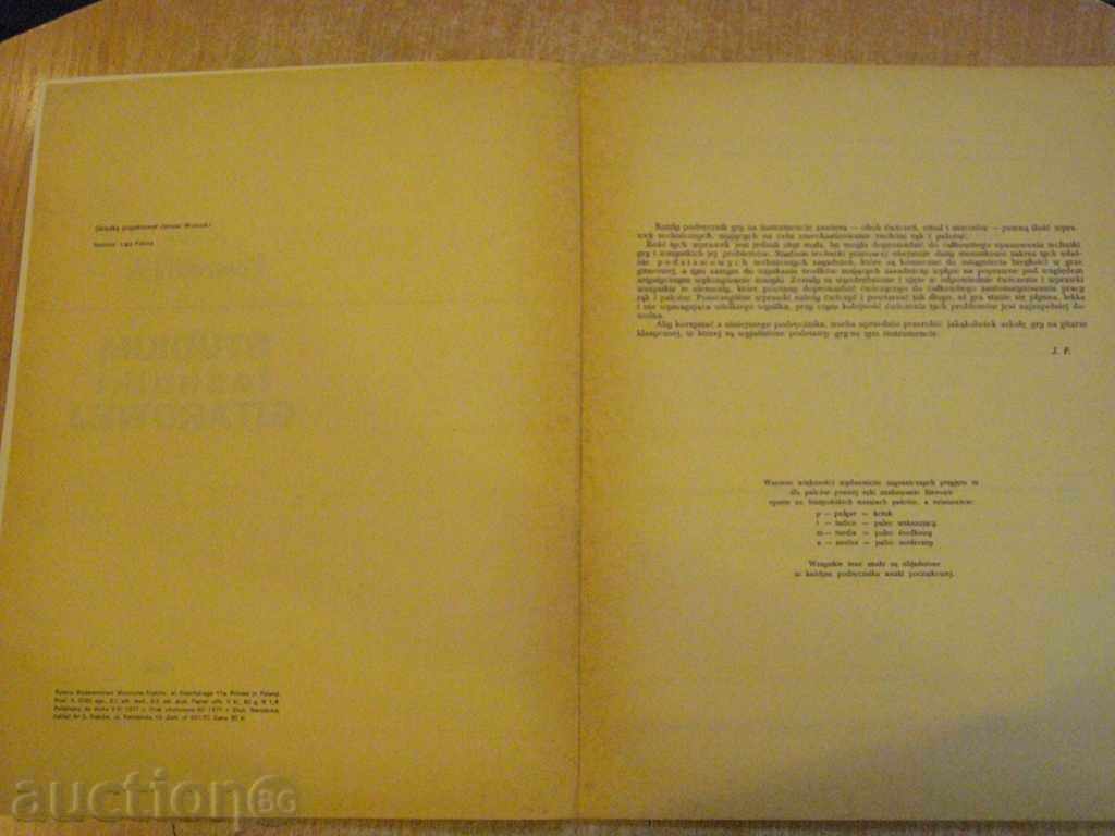 "STUDIUM techniki GITAROWEJ-Józef Powroźniak" - 52p. with price 10.00 BGN | € 5.11 "STUDIUM techniki GITAROWEJ-Józef Powroźniak" - 52p. with price 10.00 BGN | € 5.11