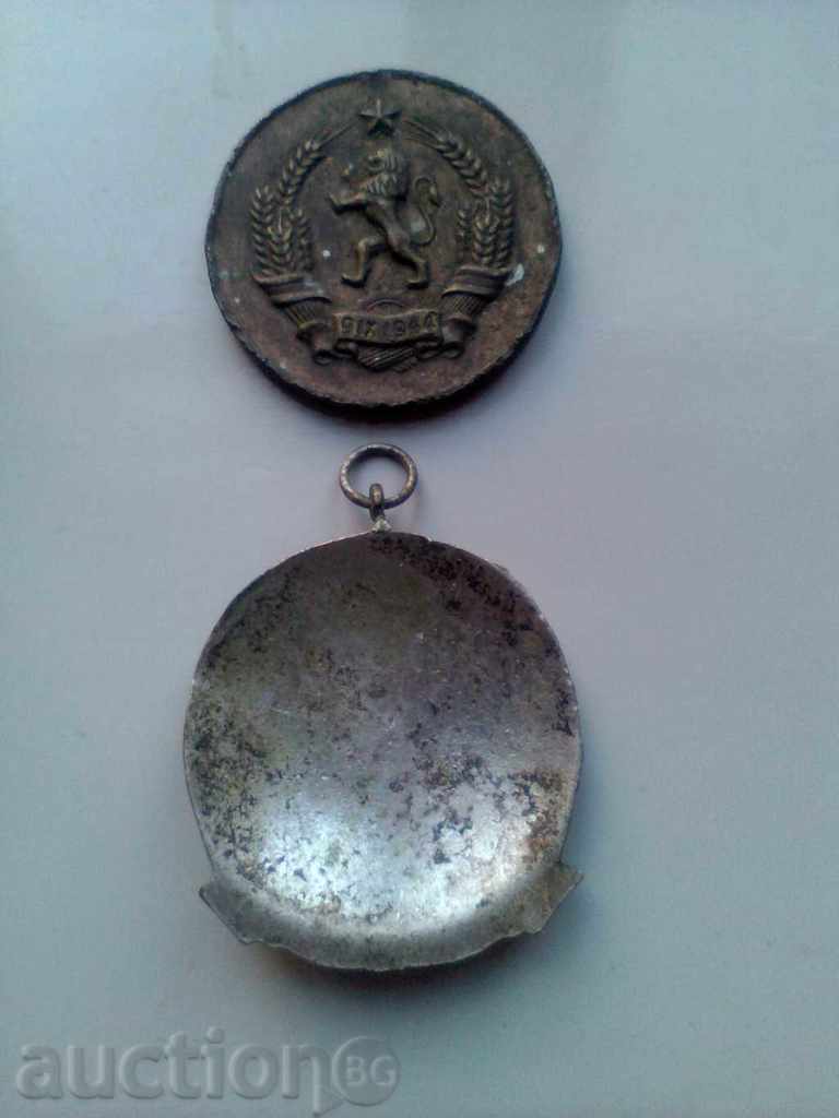 Auction Maternity Glory Order Medal for Mother's Glory Auction Maternity Glory Order Medal for Mother's Glory