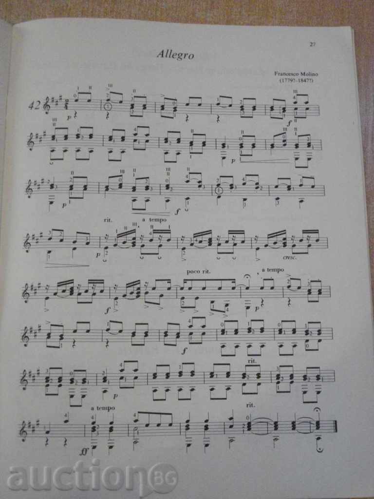 Book "GITÁRMUZSIKA KEZDÖKNEK - VERECZKEY László" - 32 pages - 5 Book "GITÁRMUZSIKA KEZDÖKNEK - VERECZKEY László" - 32 pages - 5