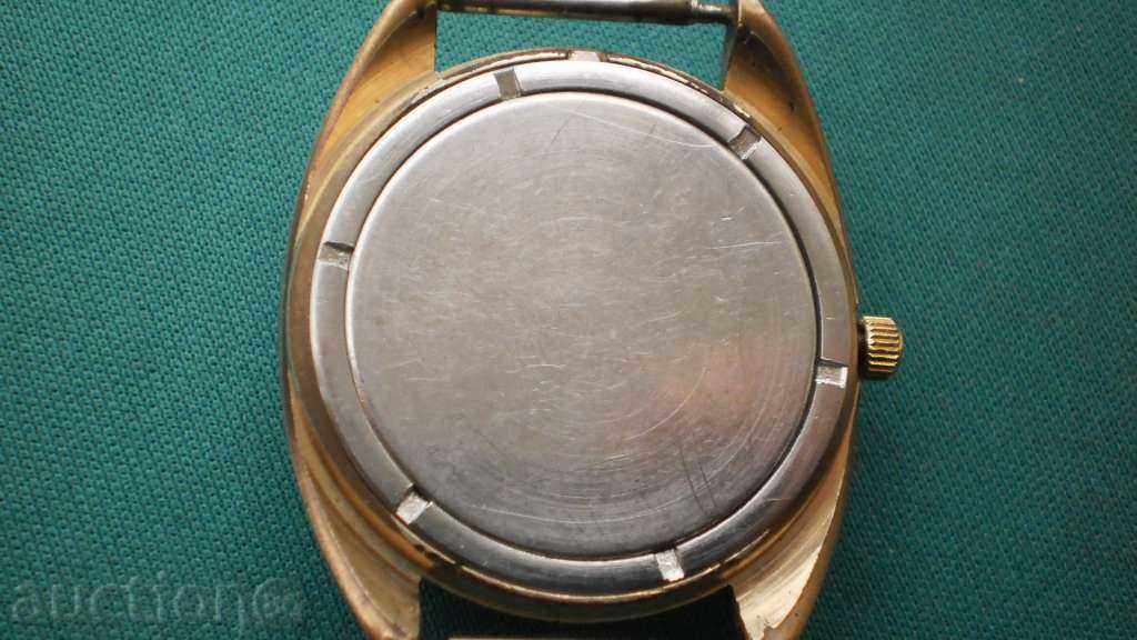 Livrarea CEAS RARE "WOSTOK" PLATED -Colaborarea PERFECT DE AUR Livrarea CEAS RARE "WOSTOK" PLATED -Colaborarea PERFECT DE AUR