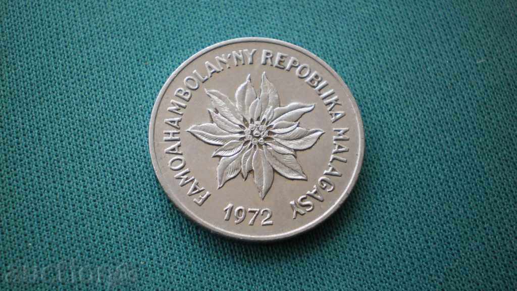MALAGASY 5 FRANC 1972 MADAGASCAR cu preț € 7.67 | 15.00 BGN