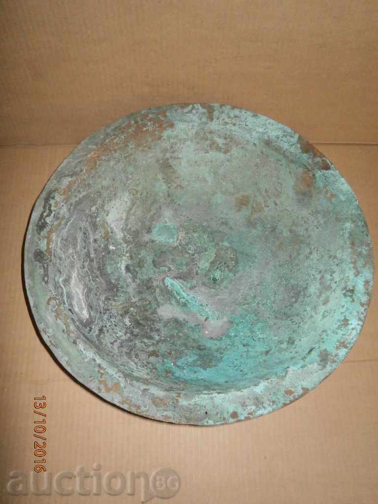 Ancient Bakery Massive Bowl 17th 18th Century with price 85.00 BGN | € 43.46 Ancient Bakery Massive Bowl 17th 18th Century with price 85.00 BGN | € 43.46