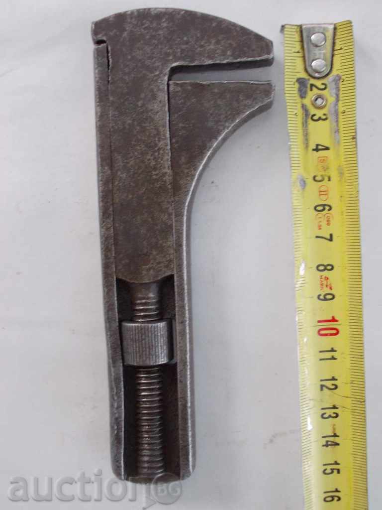 Auction Old tool - highlighted Auction Old tool - highlighted