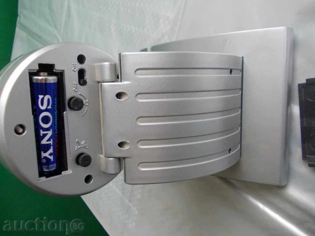 Auction ORIGINAL QUARZ CLOCK ON 2 BATTERIES Auction ORIGINAL QUARZ CLOCK ON 2 BATTERIES