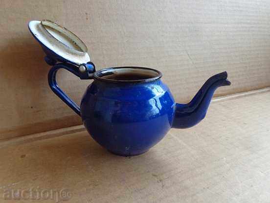 Enamelled pot, kettle, ketchup, kettle, wounded sod - 6 Enamelled pot, kettle, ketchup, kettle, wounded sod - 6