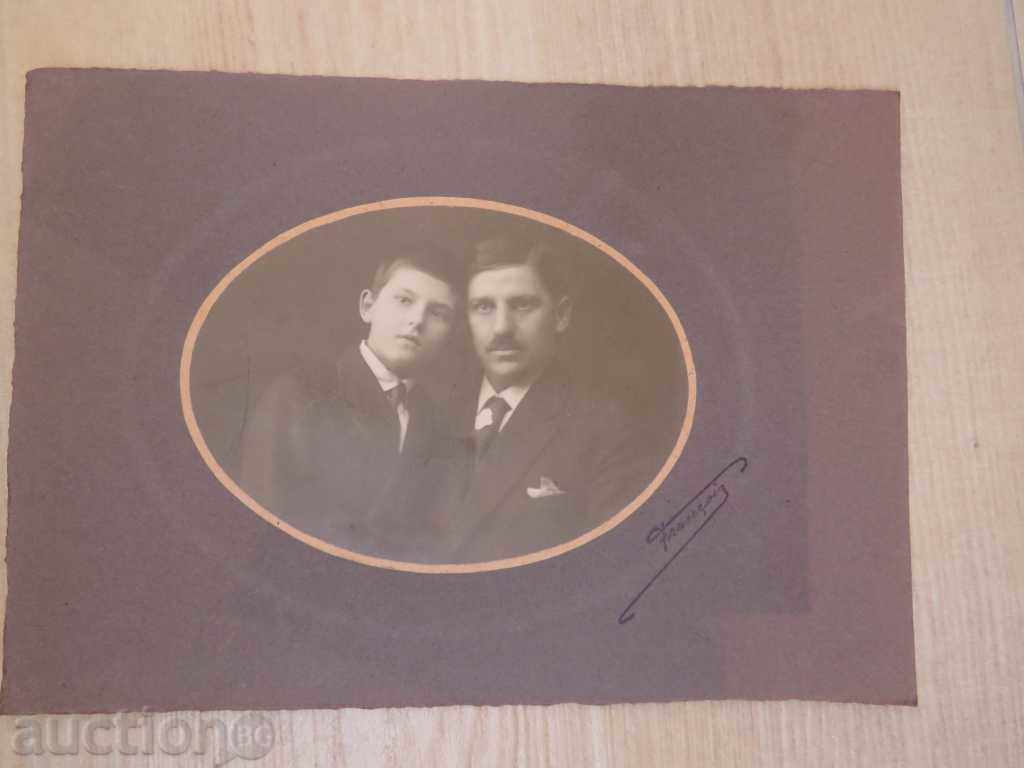 OLD PHOTO - CARDBOARD - 0051 with price 11.99 BGN | € 6.13 OLD PHOTO - CARDBOARD - 0051 with price 11.99 BGN | € 6.13