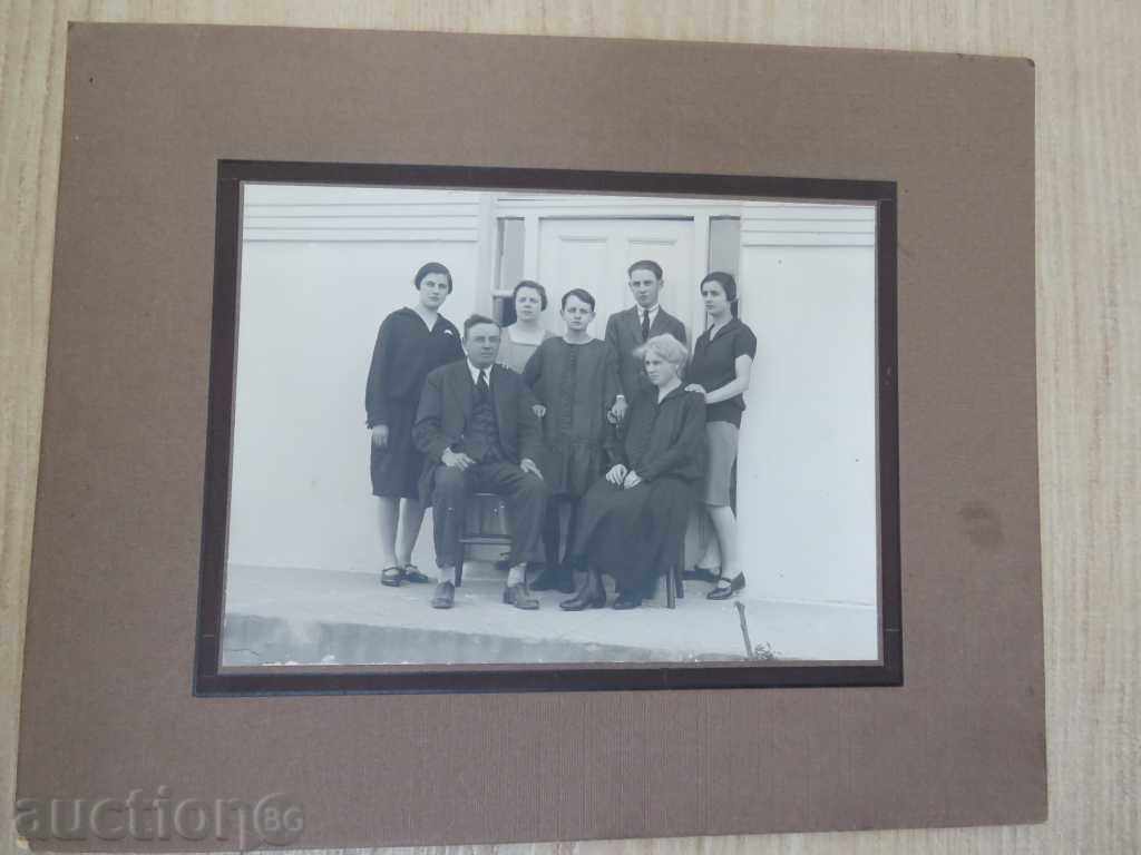 OLD PHOTO - CARDBOARD - LARGE - 0263 with price 14.99 BGN | € 7.66 OLD PHOTO - CARDBOARD - LARGE - 0263 with price 14.99 BGN | € 7.66