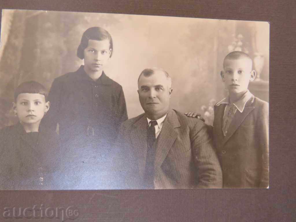 OLD PHOTO - CARDBOARD - 0185 with price 11.99 BGN | € 6.13 OLD PHOTO - CARDBOARD - 0185 with price 11.99 BGN | € 6.13