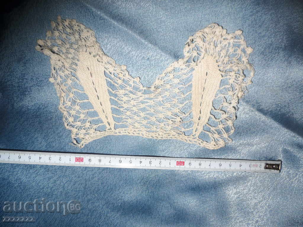 СТАРА ПЛЕТЕНА ДАНТЕЛА с цена 25.00 лв. | € 12.78 СТАРА ПЛЕТЕНА ДАНТЕЛА с цена 25.00 лв. | € 12.78