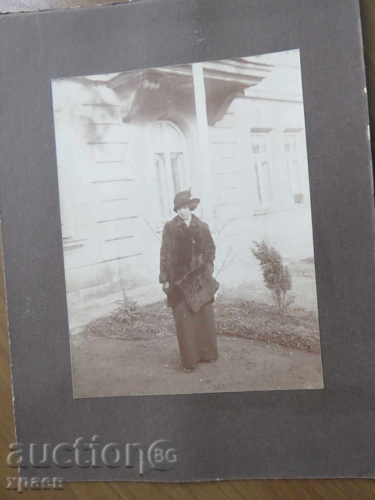 OLD PHOTO - CARDBOARD - 0105 with price 14.99 BGN | € 7.66 OLD PHOTO - CARDBOARD - 0105 with price 14.99 BGN | € 7.66