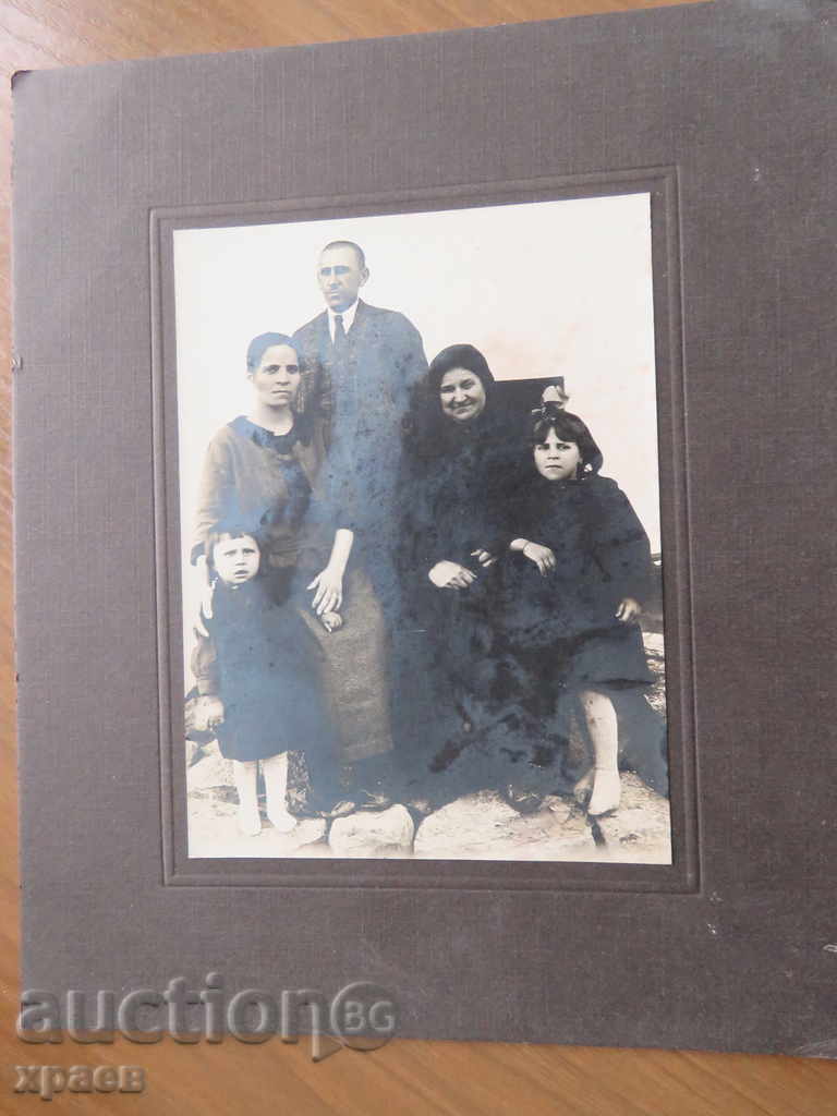 OLD PHOTO - CARDBOARD - LARGE - 0040 with price 14.99 BGN | € 7.66 OLD PHOTO - CARDBOARD - LARGE - 0040 with price 14.99 BGN | € 7.66