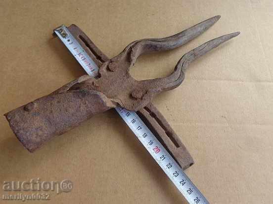 Dvuzabets vila forjat din fier forjat a doua jumătate a 19-lea în cu preț 72.00 BGN | € 36.81 Dvuzabets vila forjat din fier forjat a doua jumătate a 19-lea în cu preț 72.00 BGN | € 36.81