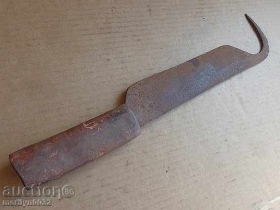 An old tool, an instrument, a hand forged cutter, a chopper, a machete with price 39.00 BGN | € 19.94